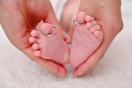 诸暨2024深圳助孕公司大对比：过来人经验带你深入了解